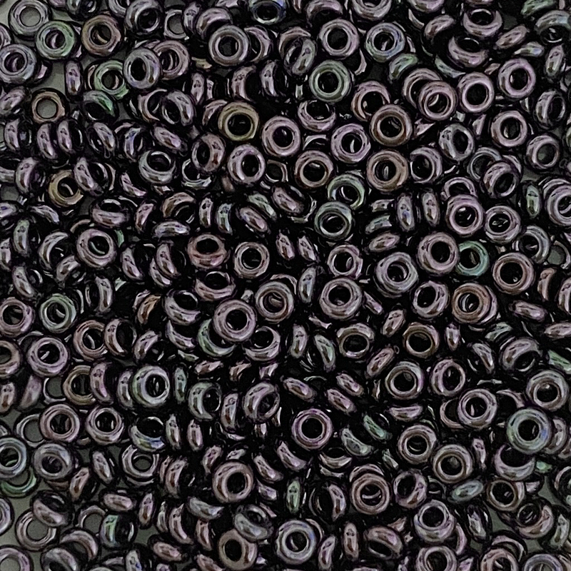 Toho Demi Round 11/0 - 2,2 mm Metallic Amethyst Gun Metal