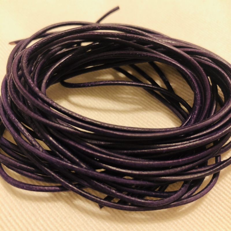 1m Lederband 1,2mm violett