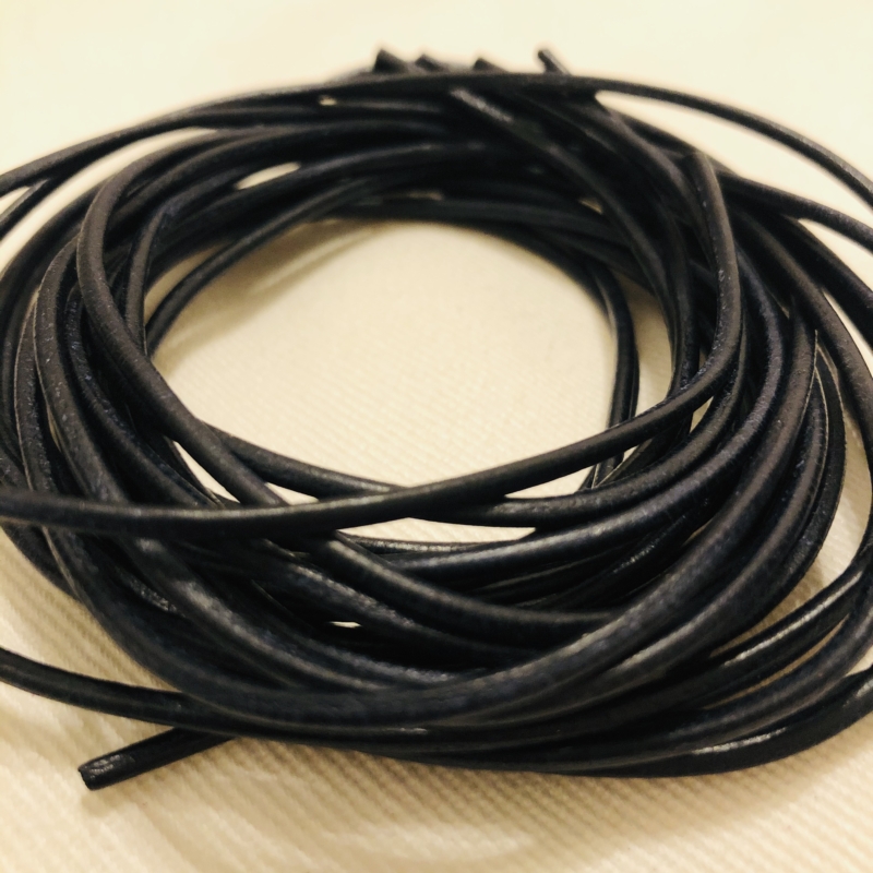 1m Lederband 2mm marine