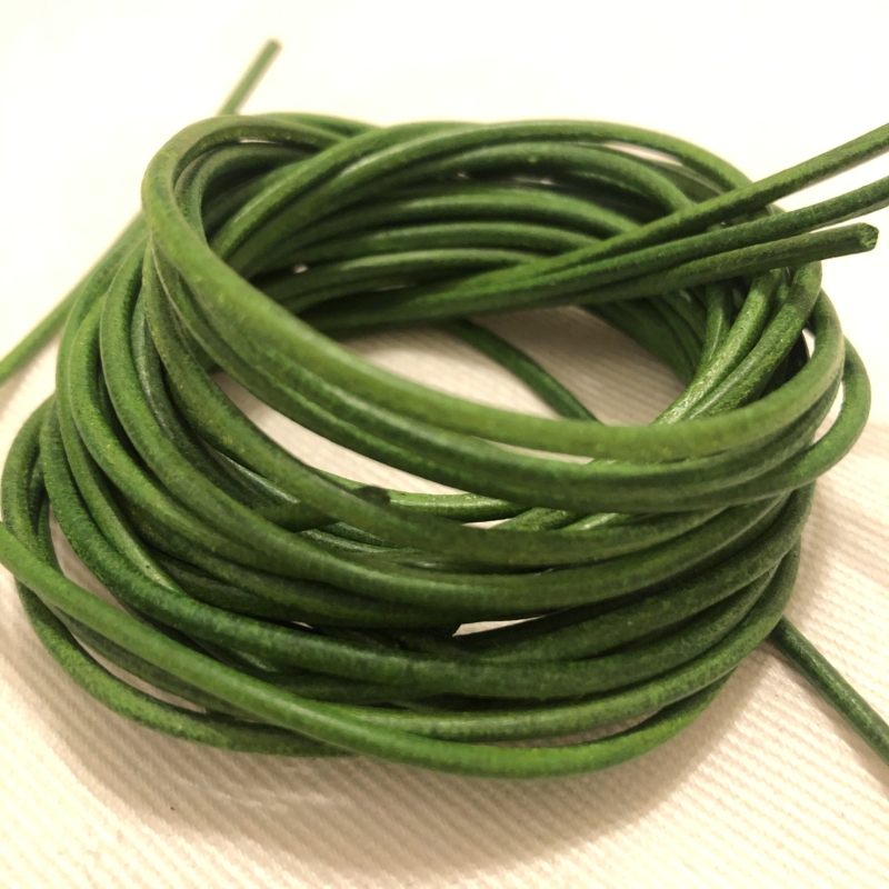 1m Lederband 2mm apfelgrün