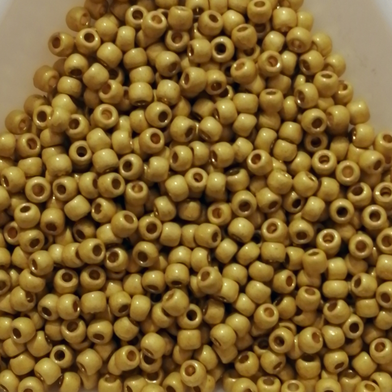 Toho 11/0 - 2,2 mm - 8g - Farbe: PF590F Galvanized Frosted Lemon Gold