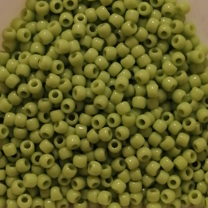Toho 11/0 - 2,2 mm Opaque Sour Apple