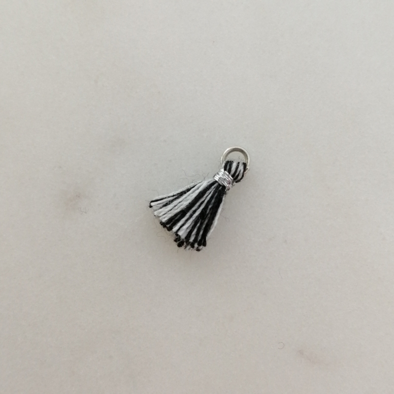 Mini Quaste 1cm Silber / Schwarz-weiß