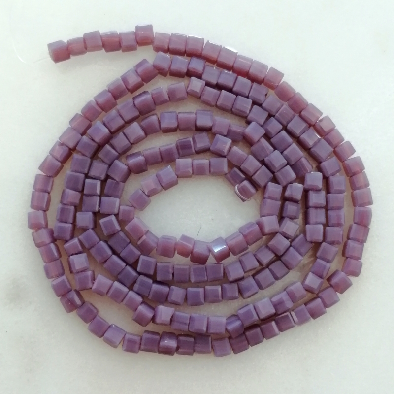 Kristallschliff Mini Würfel 2x2mm Lila opal