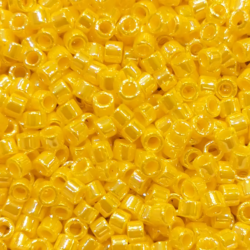 Miyuki Delica 11/0 - 1.6mm / 7g / DB1562 Luster Sonnenblumen Gelb