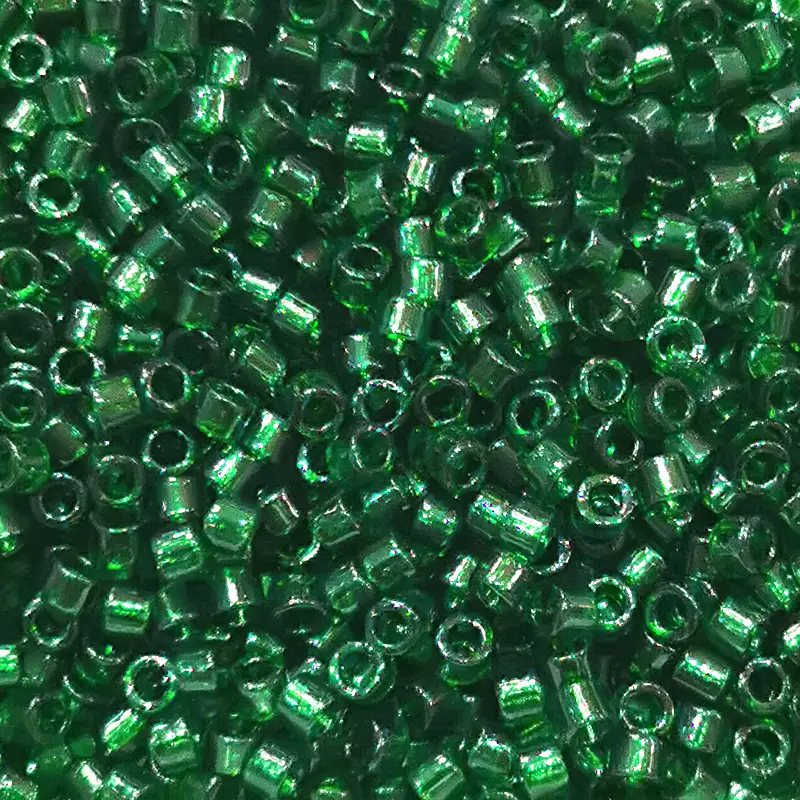 Miyuki Delica 11/0 - 1.6mm / 7g / DB713 Moosgrün Transparent